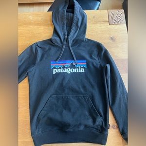 Patagonia Uprisal Hoodie Men’s Small Black Sweatshirt